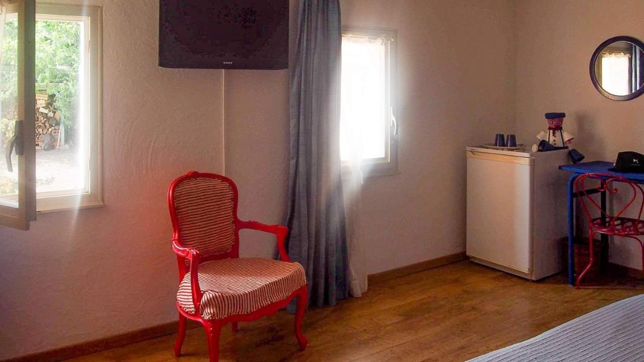 Mas Du Kairos Hotel Venasque Buitenkant foto